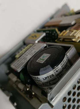 雅达电源模块LPT25  三路输出 + 5V/4A.询价