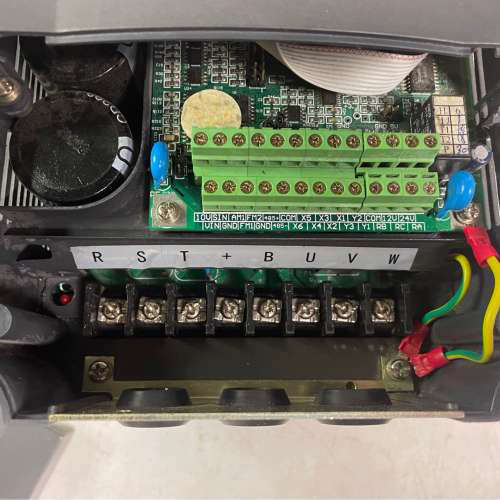 Ribo日博变频器380v3.7KW。型号：RB3000-3.询价