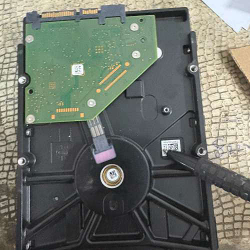 Seagate ST4000VX000  4T机械硬盘 纸.询价