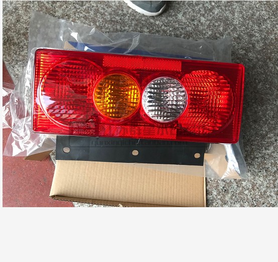 金杯小海狮T30T32T52T50T30ST32S后尾灯后转向灯后倒车灯后刹车灯