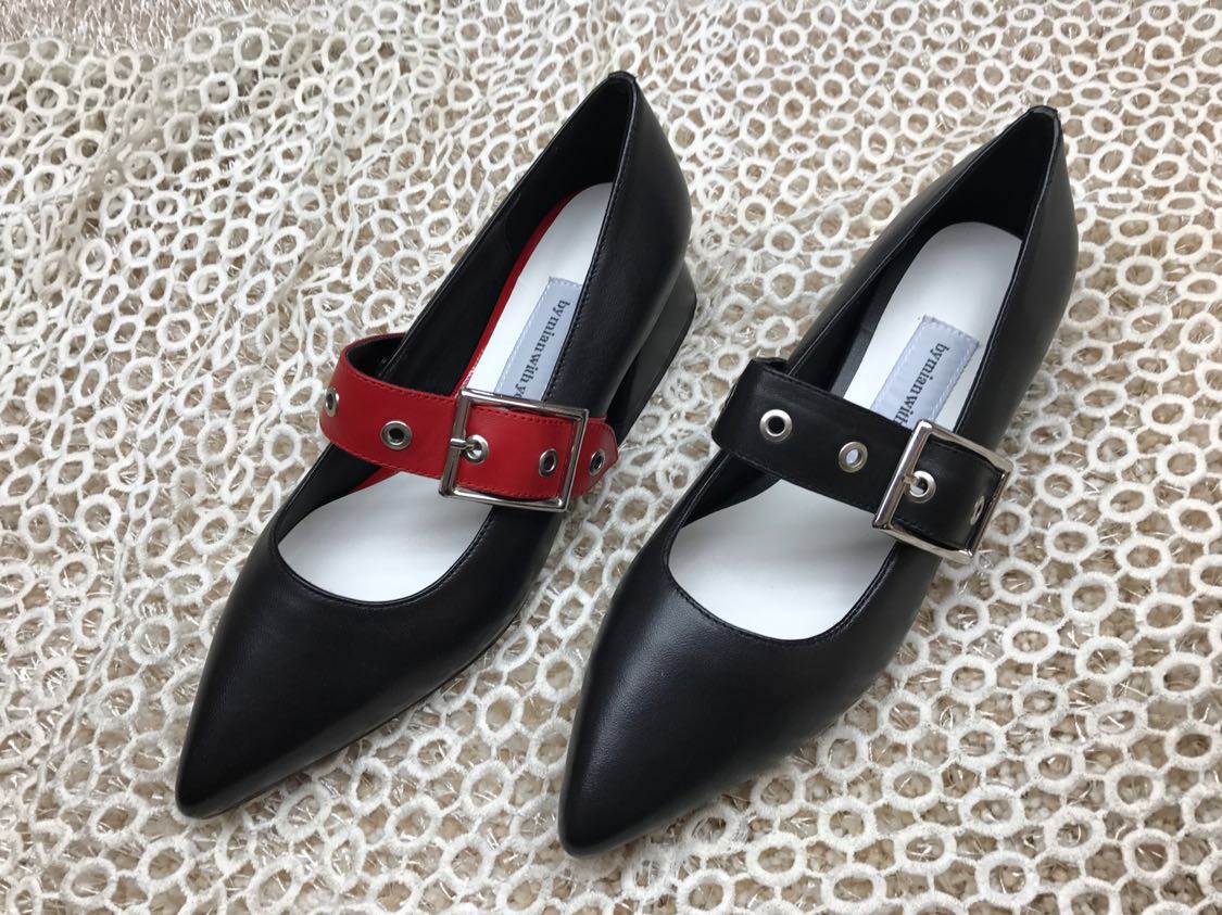 韩版 17秋季 搭扣尖头楔形跟羊皮中跟鞋粗跟浅口舒适洋气单鞋在类目 女鞋, 低帮鞋中 - 来自Buy2taobao.com提供专业的淘宝代购服务