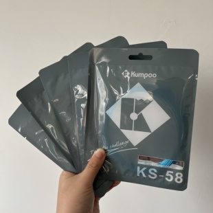 薰风KUMPOO羽毛球拍线熏风网线高弹耐打控球均衡羽毛球线冰蓝色白