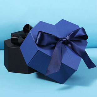 情人节送礼物盒空盒生日心型礼盒高级感小众项链大号礼品盒包装