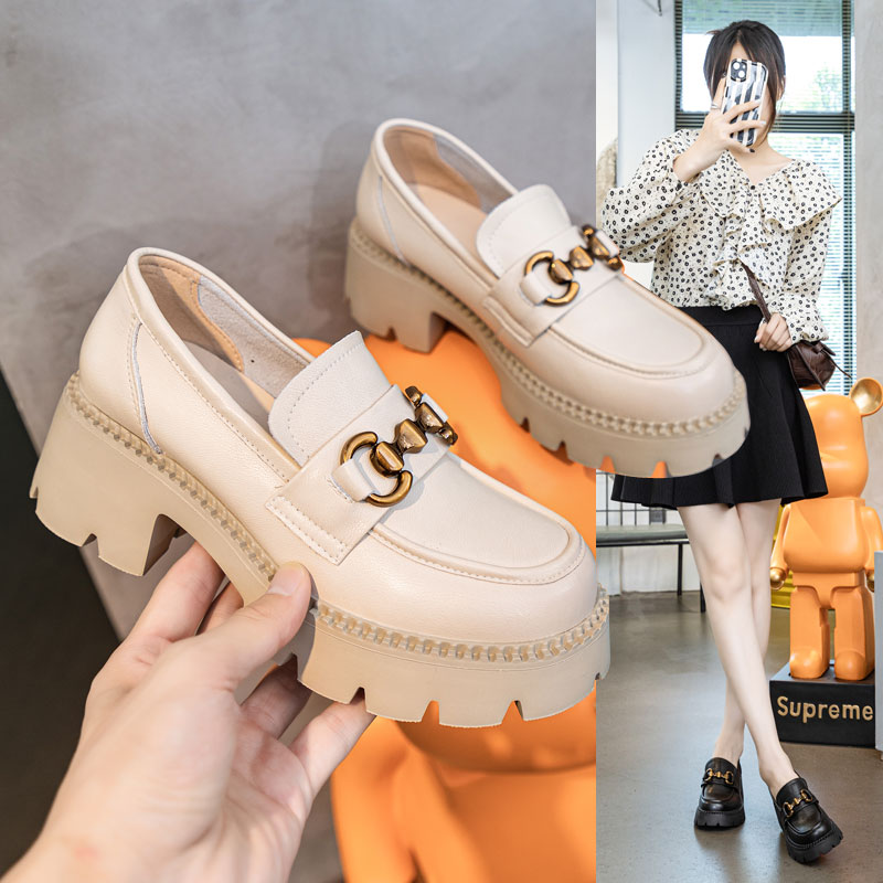 女松糕底搭扣JK粗跟增高单鞋