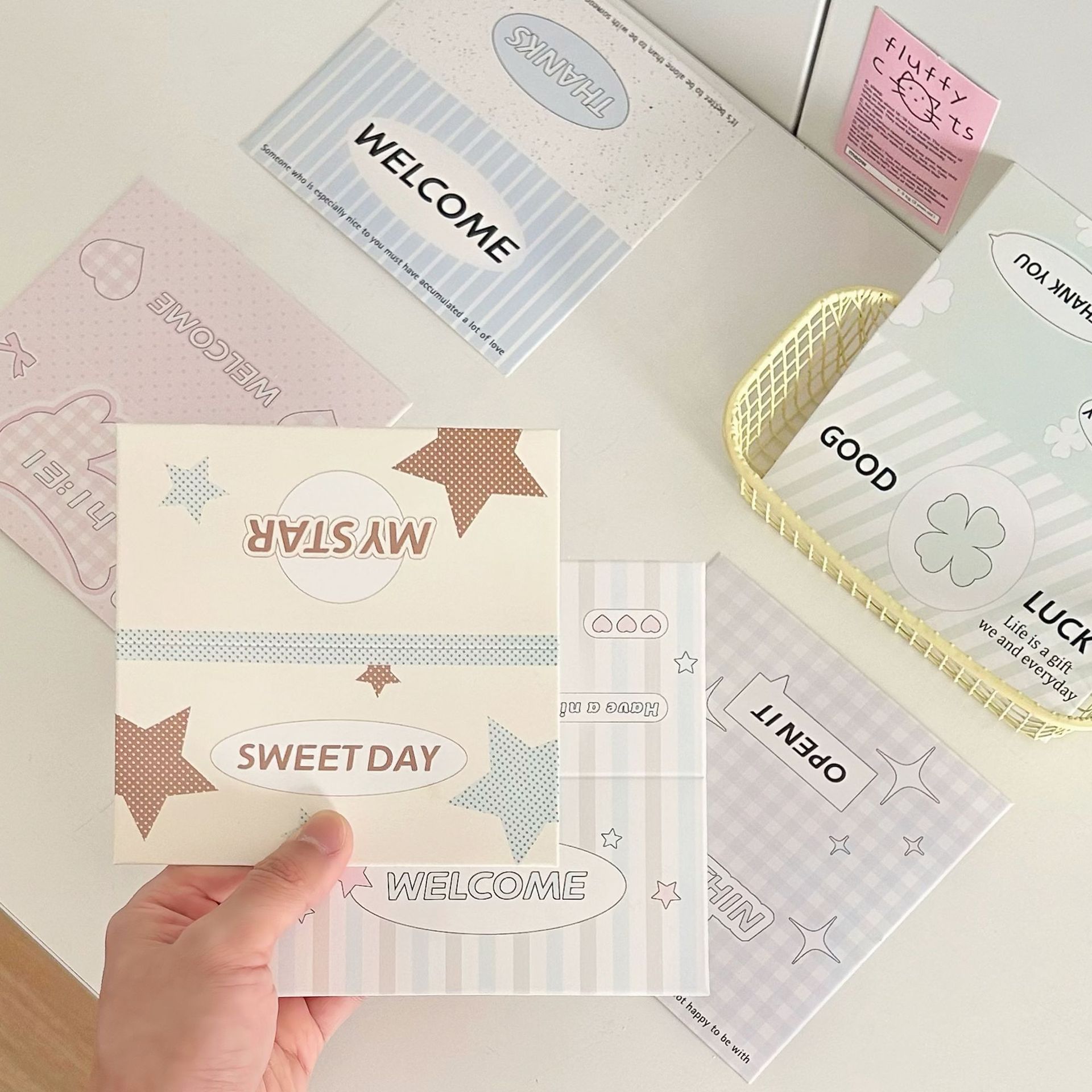 ins风高颜值对折大号卡头追星饰品礼物出卡包装卡片打包材料13cm