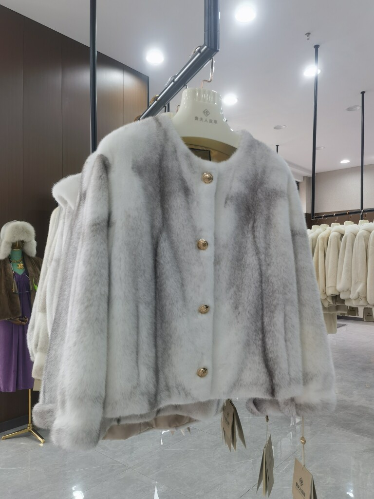 24年新品 银十字貂本色 金属扣 短款落肩夹克外套