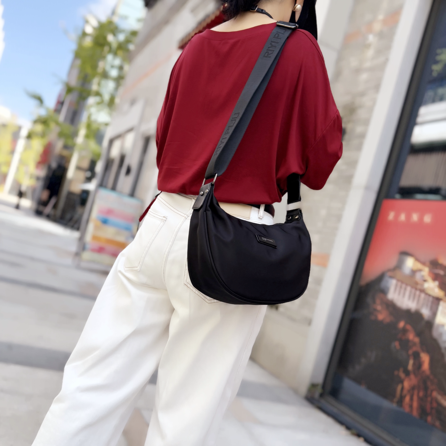 2026新款时尚百搭单肩斜挎包女高级感牛津布休闲大容量轻便