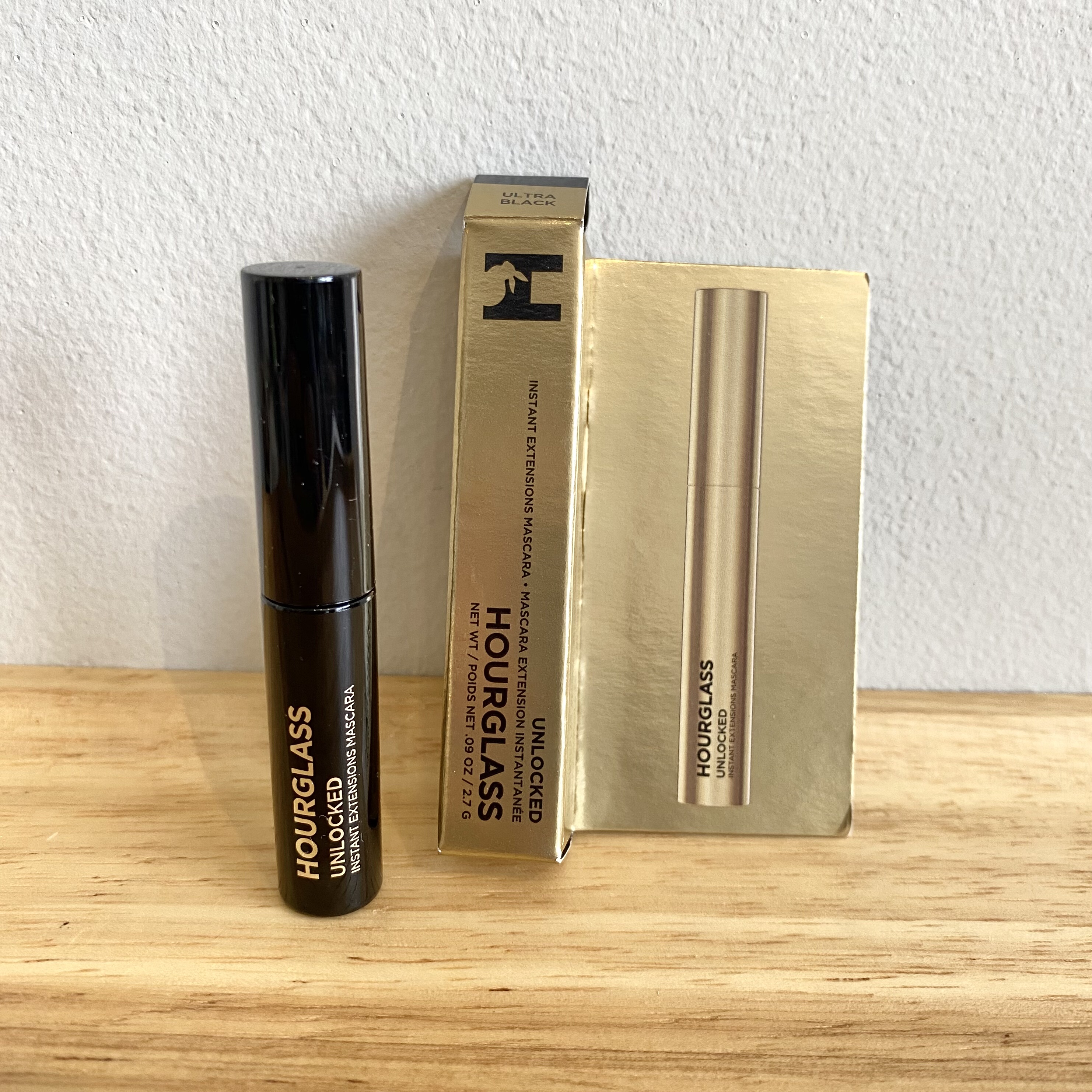 美国HOURGLASS纤长卷翘睫毛膏2.7g小样 unlocked根根分明不晕染图片