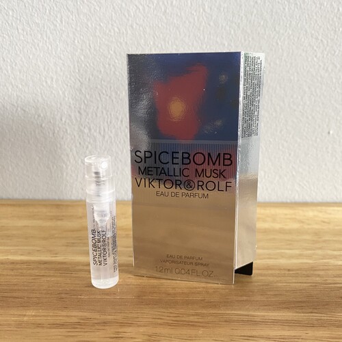 Viktor Rolf维特罗夫 鲜花炸弹午夜/激情男士香水 7ml/1.2ml/蜡烛