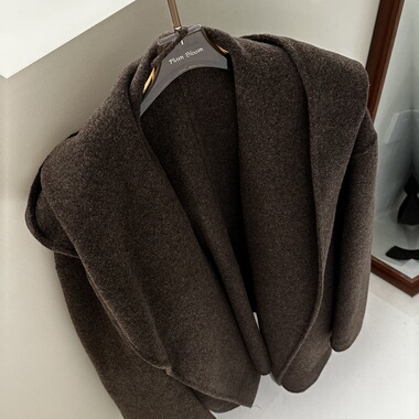 2025秋季新款韩版宽松显瘦百搭圆领长袖针织衫女