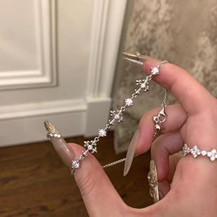 S925纯银 鸢尾花十字架纯银手链清冷感闪钻轻奢高级感小众设计