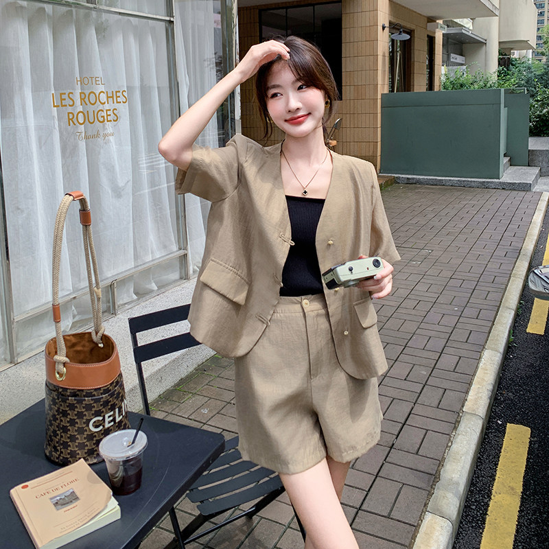 轻熟风短袖西装套装女2025夏季新款高级感上衣短裤小个子两件套潮图片
