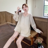 米白色轻薄蕾丝拼接衬衫短裤套装女2025夏季新款高级感宽松两件套，女装套装/套裙，2C198