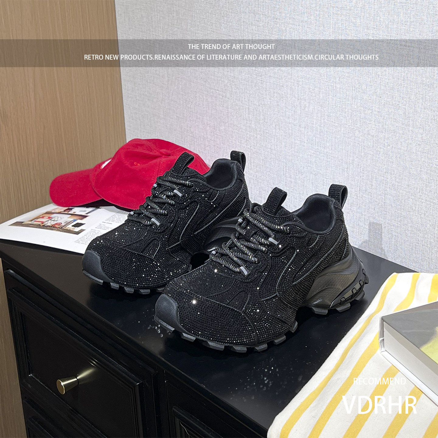 厚底小个子增高镶钻时尚老爹鞋女2026春季新款黑色百搭运动休闲鞋