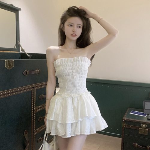 2026夏季新款法式少女小个子抹胸蛋糕短裙性感显瘦气质蓬蓬连衣裙