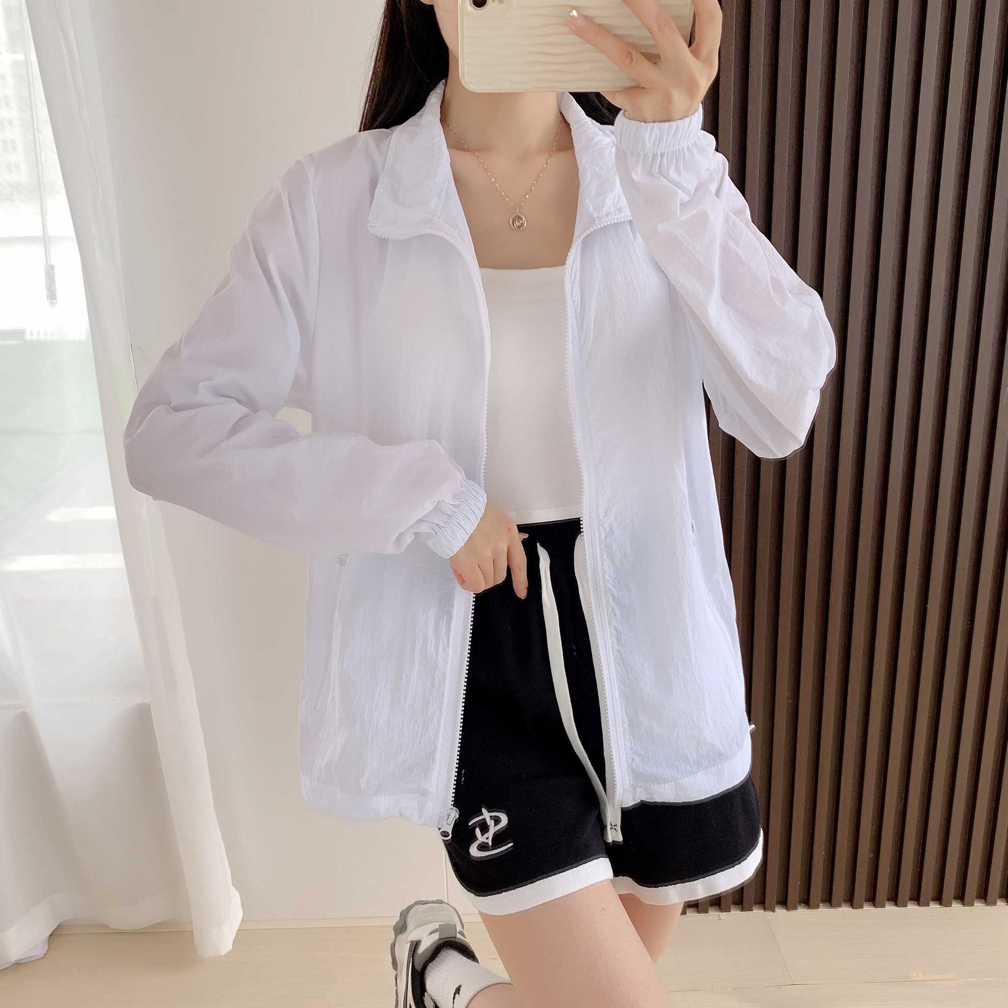 女士立领防晒外套夏季薄款速干图片