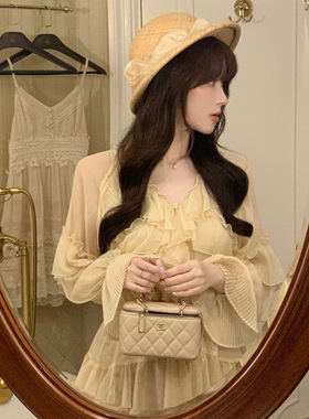 Starry 浪漫美学/日系甜美荷叶边仙女衬衫 蕾丝拼接木耳边上衣