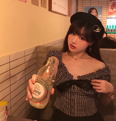 Starry纯欲小上衣露肩泡泡袖