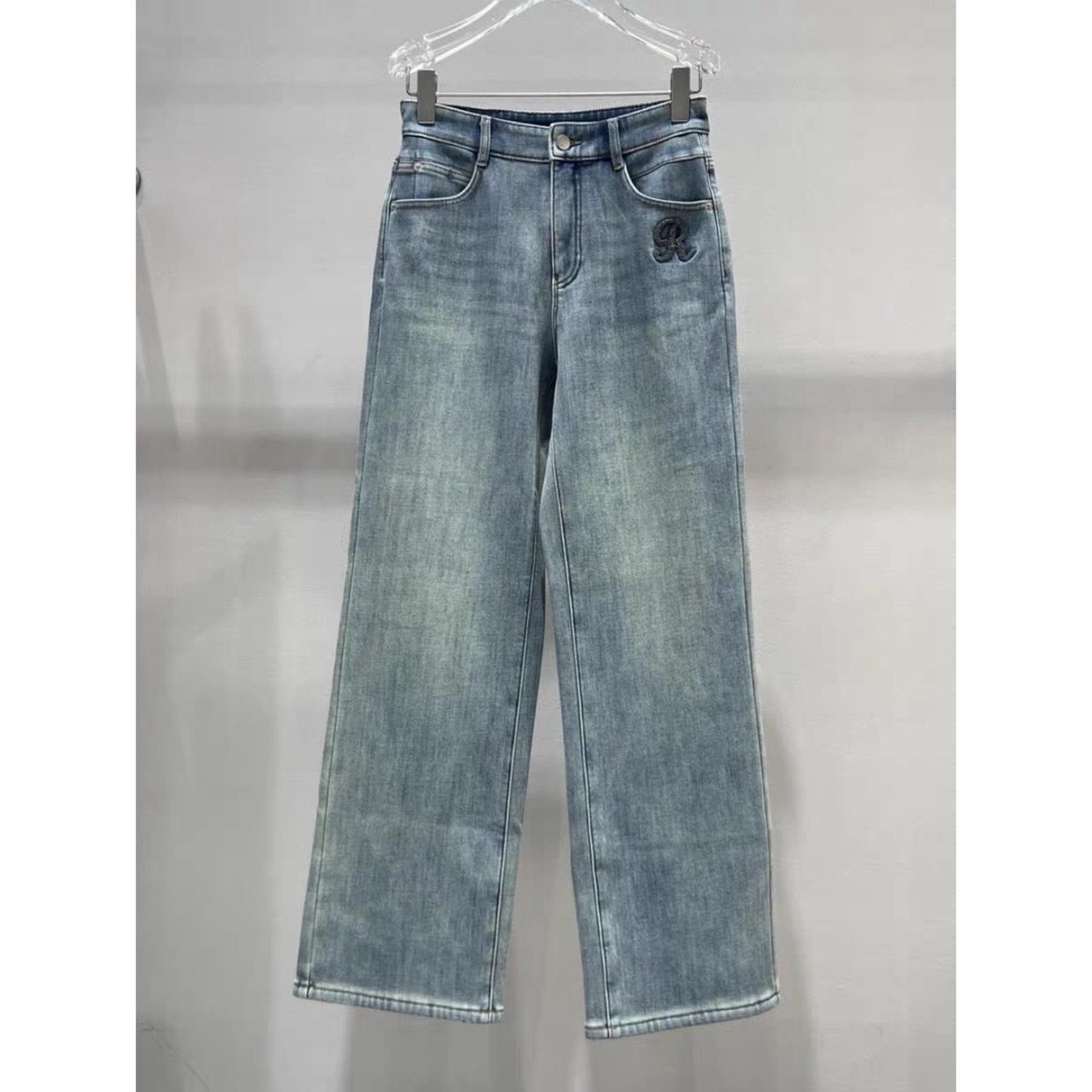 加绒牛仔裤 一粒扣植绒字母装饰做旧休闲百搭加厚直筒裤 长裤0.80,女装/女士精品,牛仔裤,淘宝优惠券,粉丝福利购,淘宝优惠卷