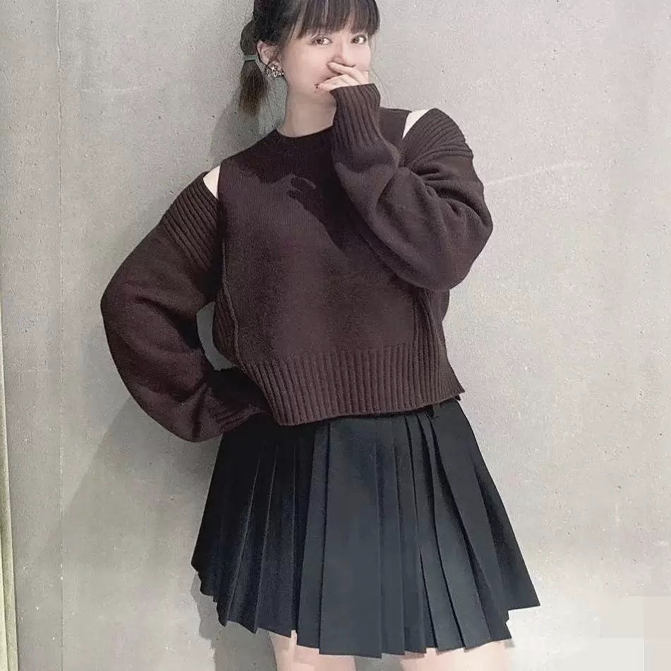 小众设计感性感露肩针织衫毛衣