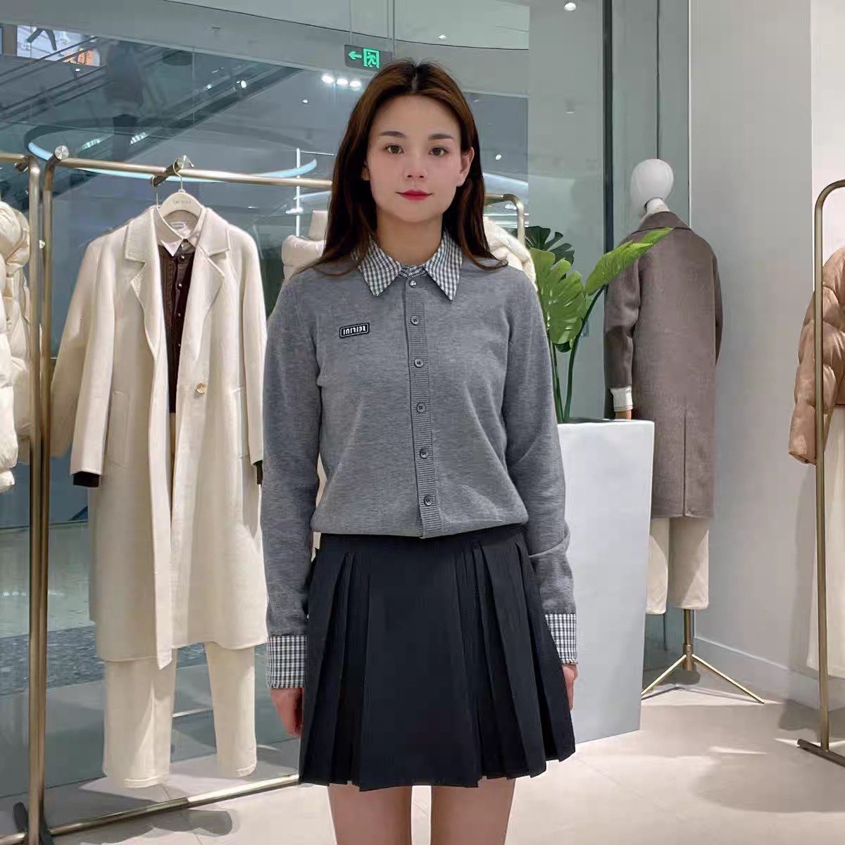 针织衫 格子拼接翻领刺绣贴布小标单排扣休闲百搭款 长袖针织0.33,女装/女士精品,毛针织衫,淘宝优惠券,粉丝福利购,淘宝优惠卷