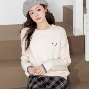 针织衫圆领灰色拼接领花朵字母刺绣设计简约时尚休闲百搭毛衣0.44