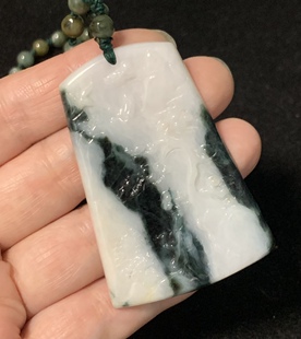 库存几十年创汇期老坑糯种白底飘花翡翠A货山水牌吊坠保真送珠链