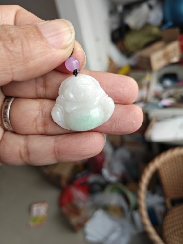 天然A货翡翠小佛吊坠挂件糯种雪花飘浅绿 老坑料赠证书
