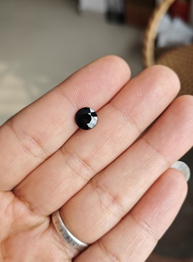 天然山东蓝宝石裸石AA级黑蓝宝昌乐蓝尺寸圆8重2.2ct04081