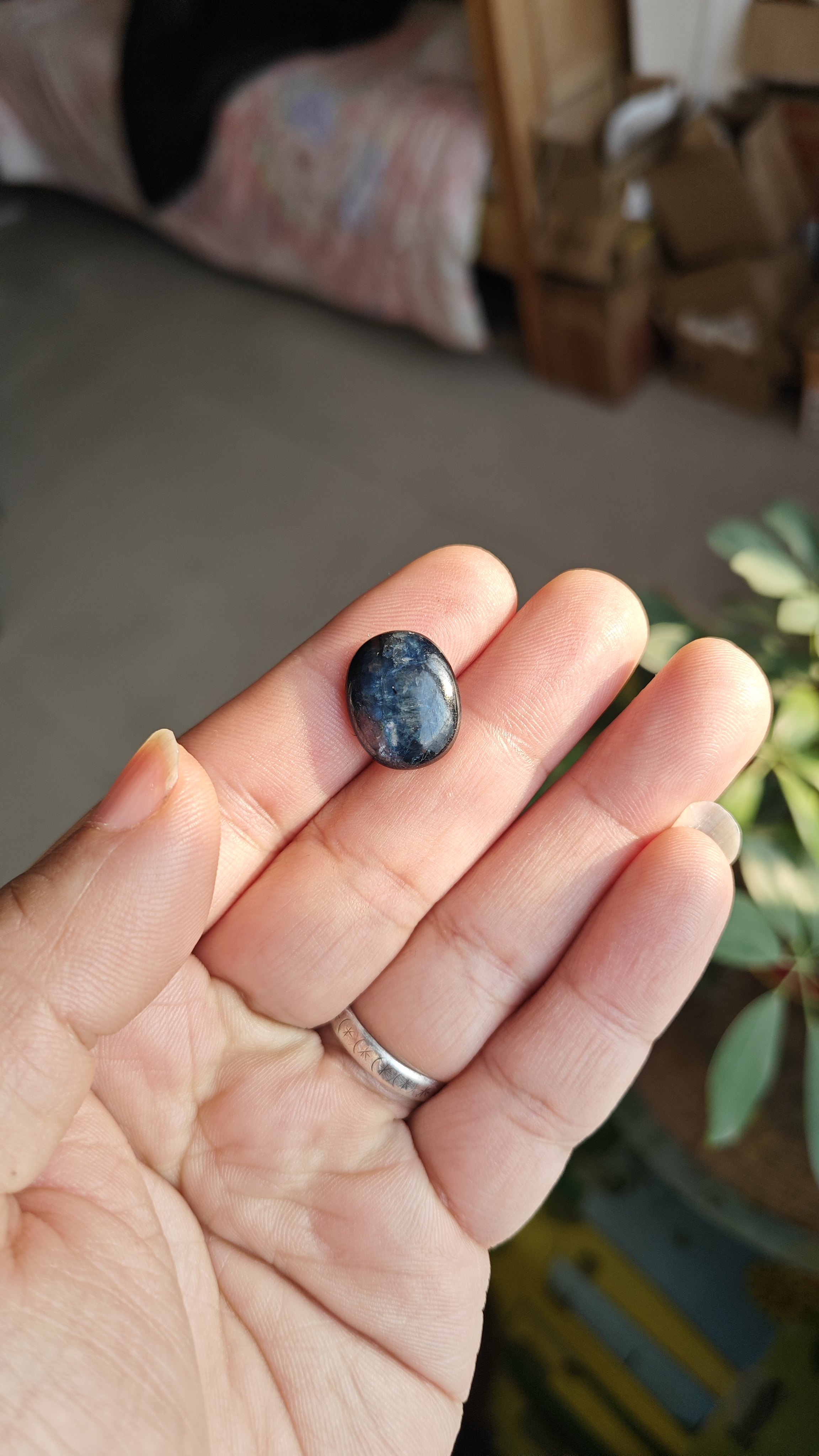 天然山东蓝宝石 昌乐裸石戒面素面蛋面椭圆形14*17*6重约15.8克拉