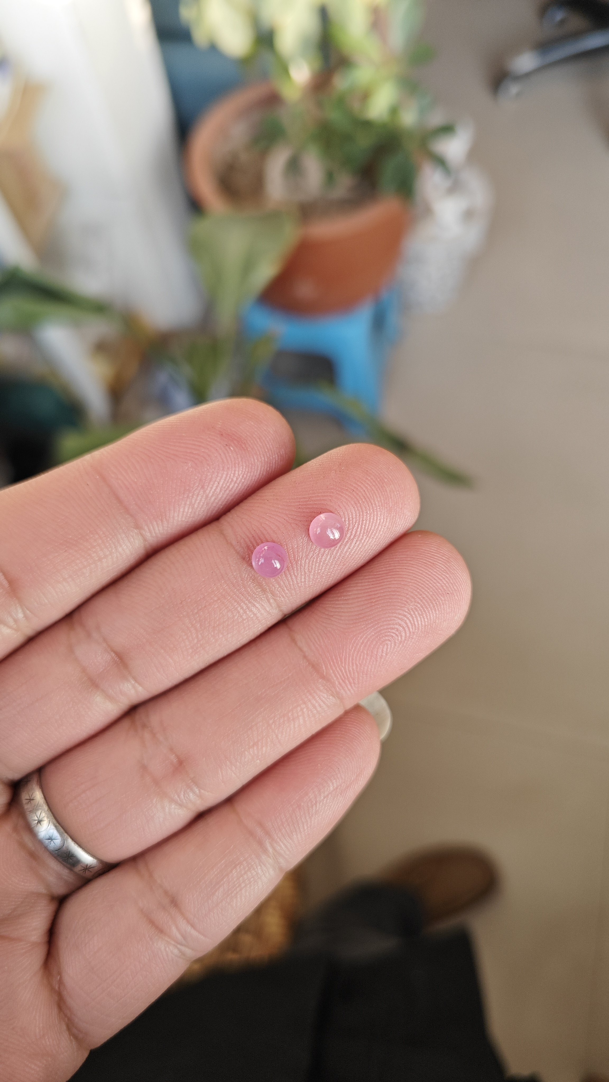 无烧天然南非红宝石裸石戒面 圆形5mm单粒素面0.7ct 桃花粉单粒价