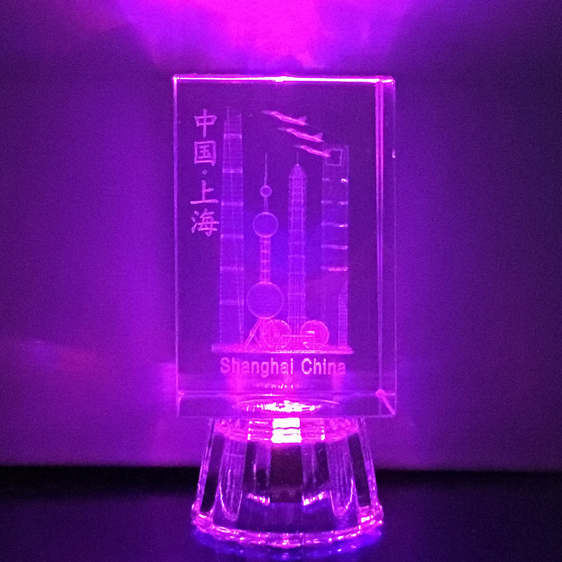 东方明珠商务礼品激光上海水晶塔
