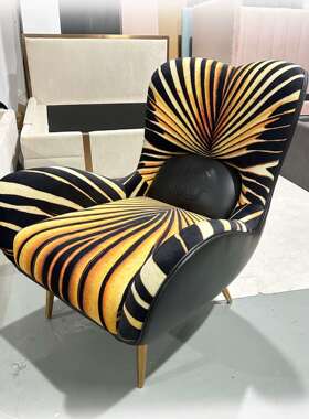 意大利轻奢沙发椅Robert Cavalli豹纹休闲椅家用客厅设计师高背椅