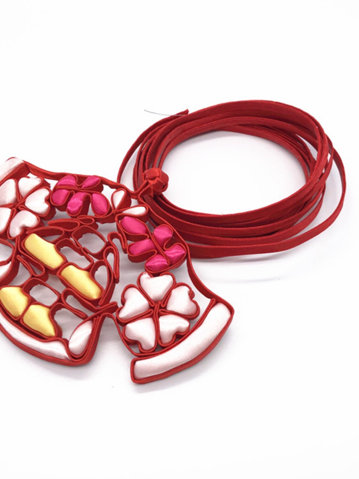 수제 은색 버클 로프는 강철 와이어 하드 스트립 3차원 꽃 모양 버클 생산 재료 천 스트립 DIY 액세서리를 전문으로 합니다