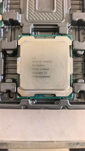 至强服务器CPU E5-2620v4 8核16线2.1G全新cpu