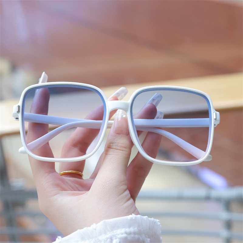 A156新款女士太阳镜糖果色米钉墨镜街拍网红ins时尚复古大框眼镜