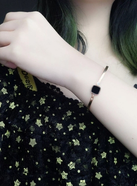 新款钛钢玫瑰简约风不掉色手环