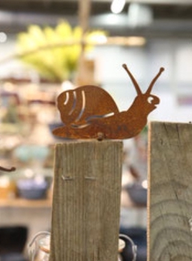 精神抖擞蜗牛园艺农场昆虫爱好者儿童昆虫课户外装饰创意铁艺摆件