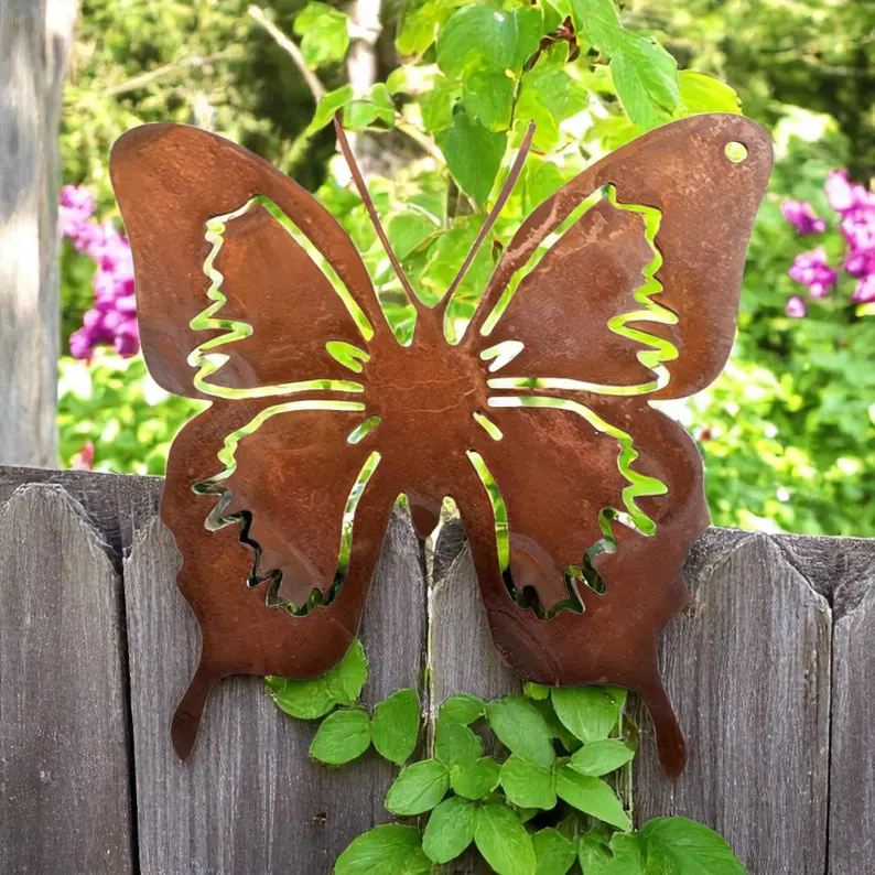 生锈金属蝴蝶剪影墙面艺术花园铁艺挂件户外围栏壁饰庭院走廊装饰