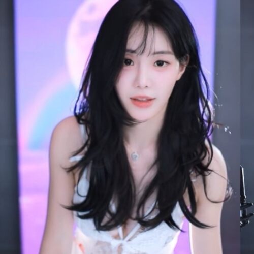 塔米米韩国人气网红女主播