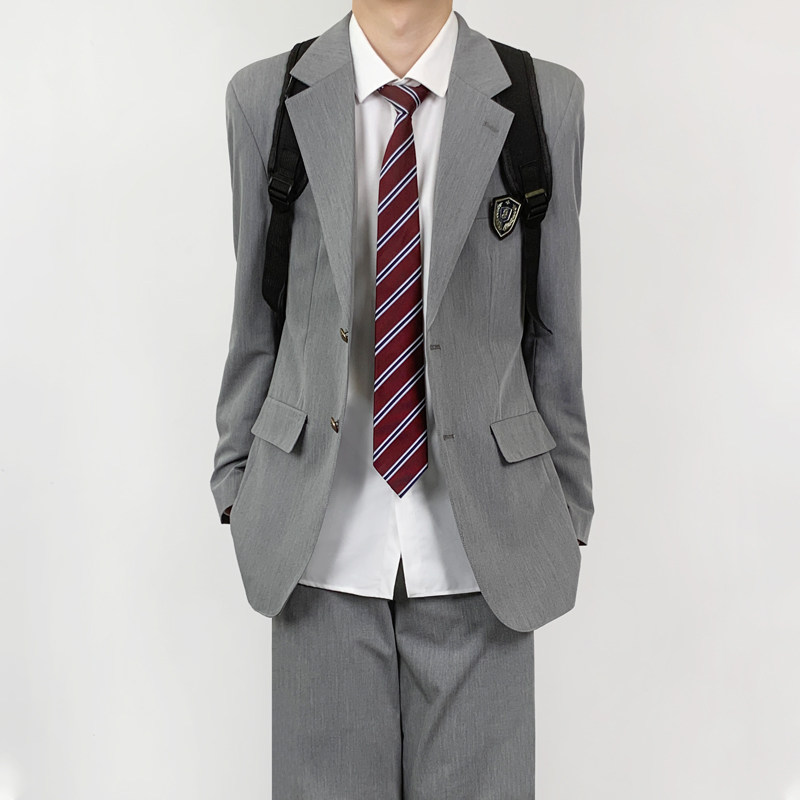 木村叔日系学院风青少年西服套装图片