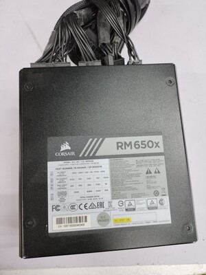 海盗船RM650X 650W金牌全模组电源 显卡双6+2供电CPU4+4供电