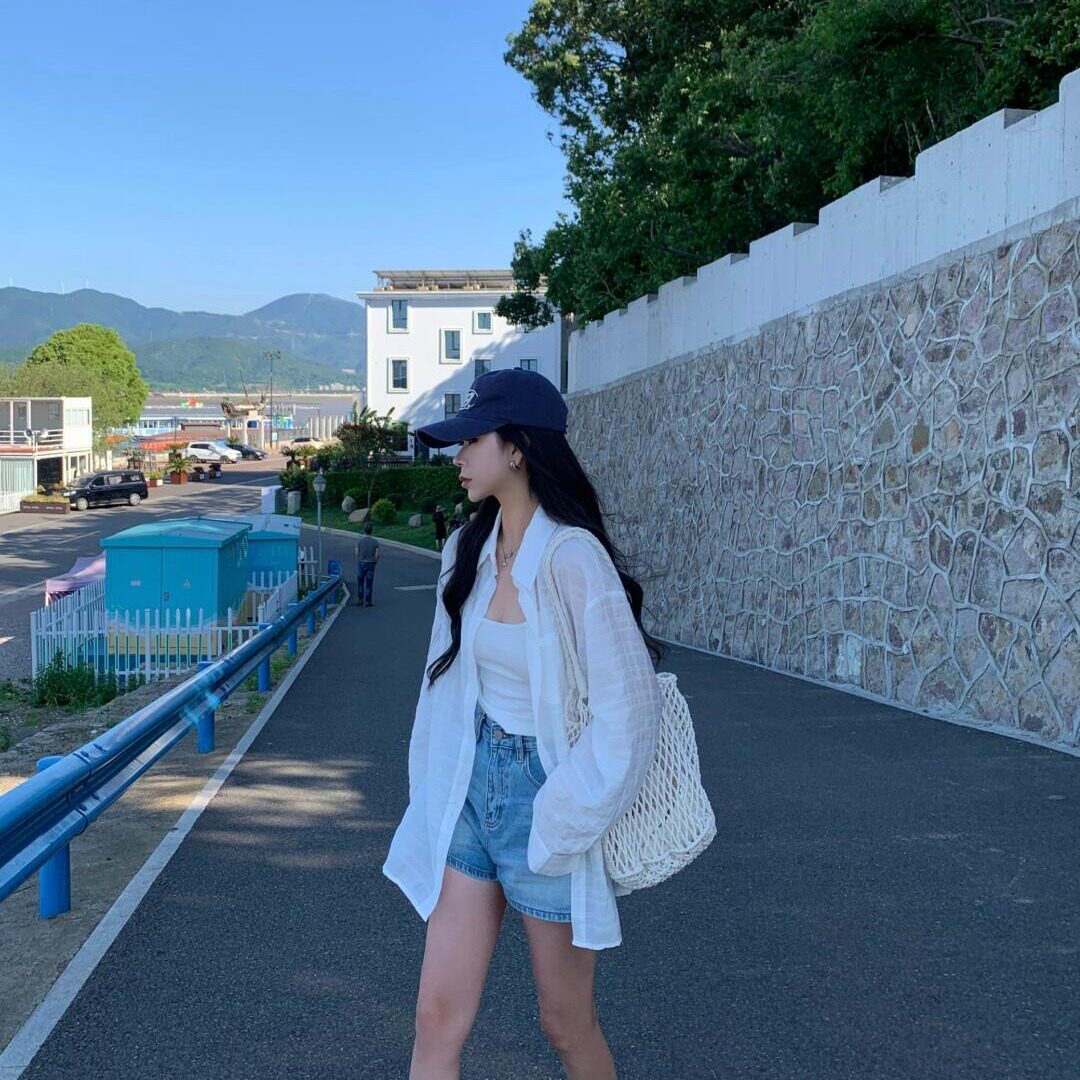 韩系白色薄款防晒长袖衬衫女夏装新款宽松慵懒风衬衣休闲外套上衣