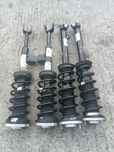 宝马520li 525li 528li 530li G38汽车减震 避震 弹簧机芯总成