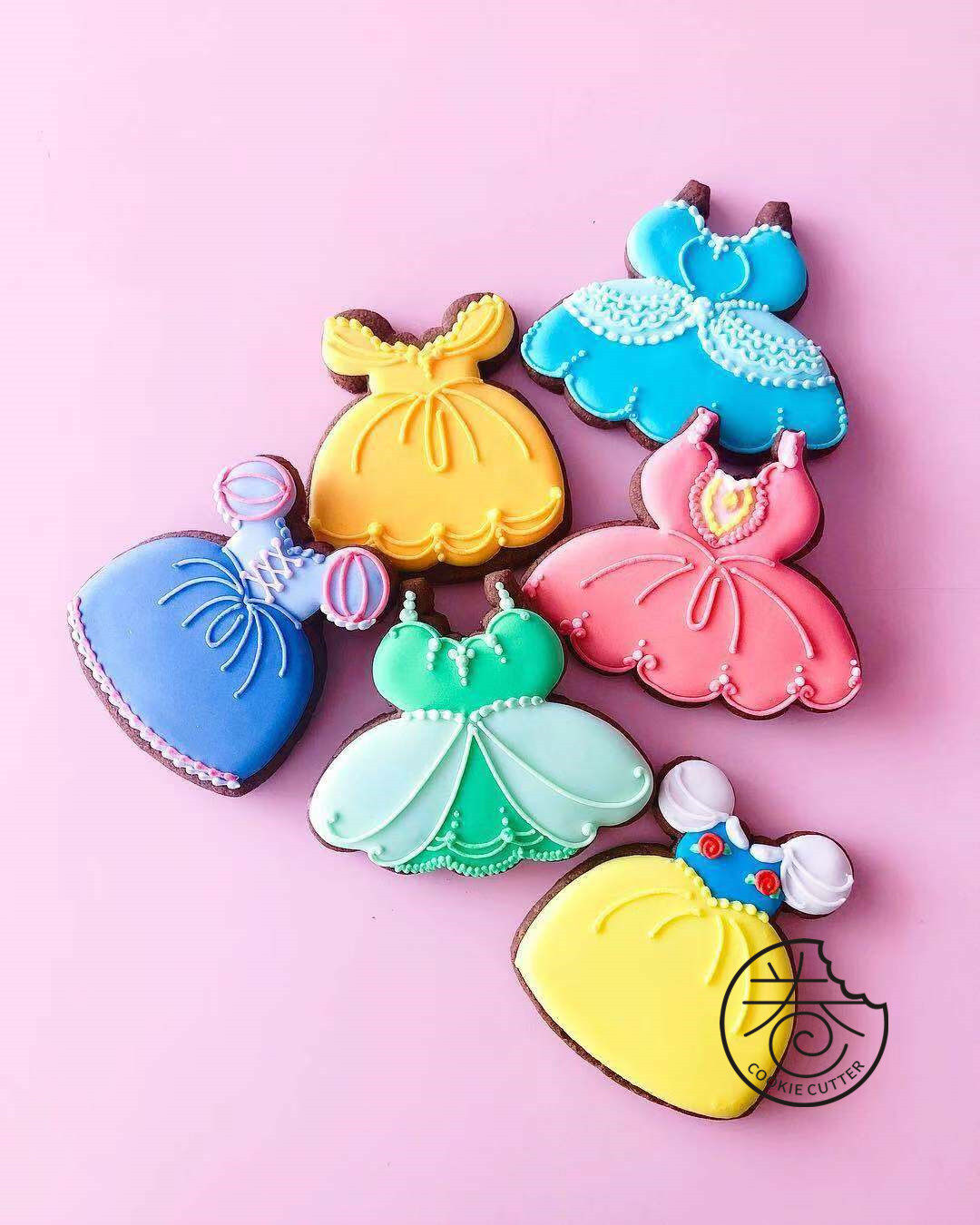 日本新款2款小裙子糖霜饼干模烘焙模具卡通曲奇饼干切割器