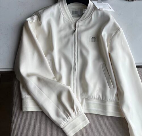 精致感棒球服小香风外套