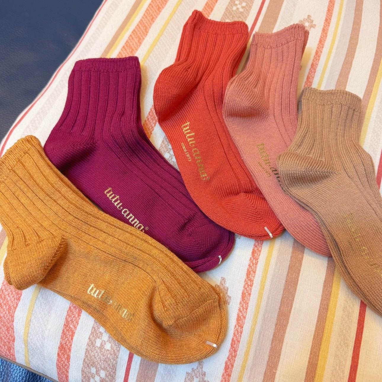 T家日单 纯色颜色太好看了秋冬针织袜子棉袜女袜日系搭配质感双针,女士内衣/男士内衣/家居服,短袜,淘宝优惠券,粉丝福利购,淘宝优惠卷