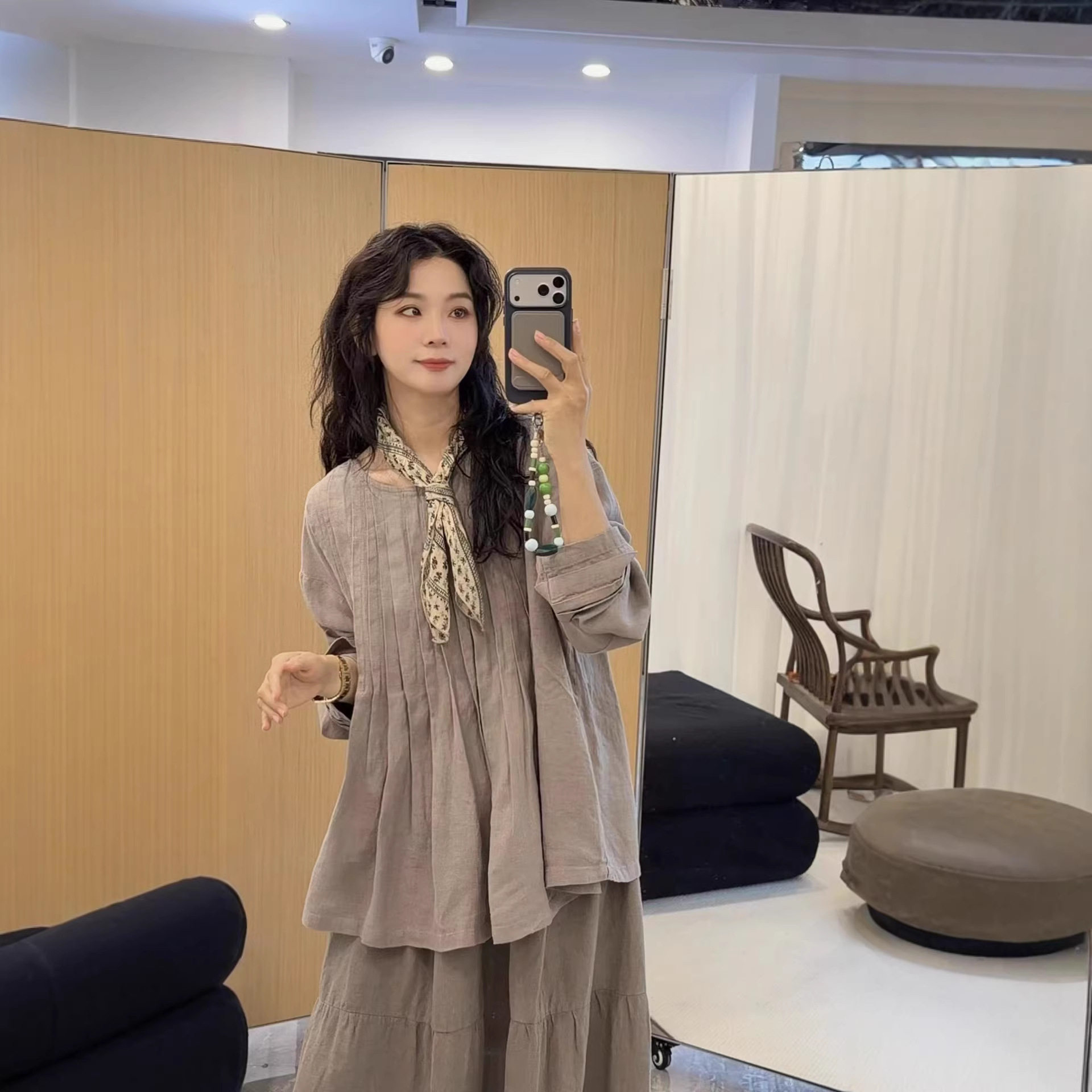 复古文艺风琴褶汉麻上衣女春季新款日系宽松百搭减龄小众长袖衬衫