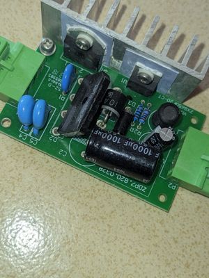 lm2576hv模块。带扩流电流