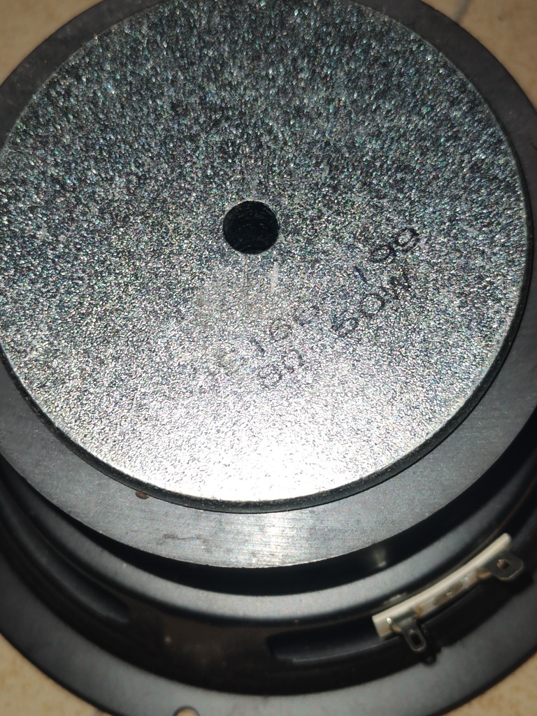 6.5寸大功率喇叭带散热孔大皱皮盆 凹盆喇叭泡沫边50w100mm磁铁